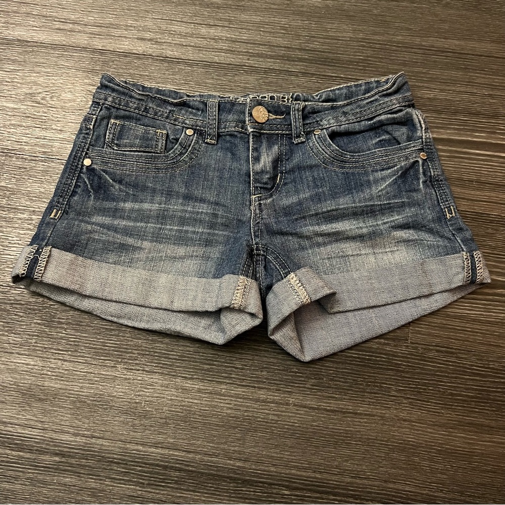 Arden B jean shorts, size 2